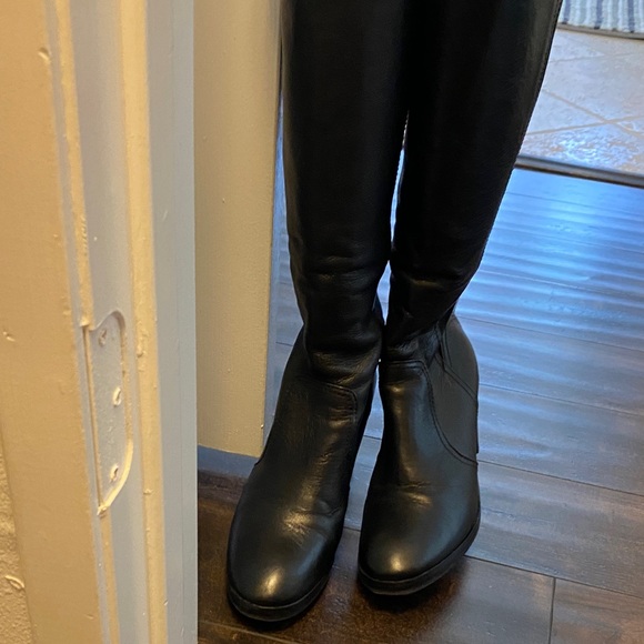 Tory Burch Shoes Tory Burch Sullivan Black Boots Size Poshmark